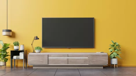 Smart TV sales to smash 50 million in 2012