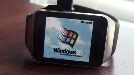 Young boffin finds use for Android smartwatch