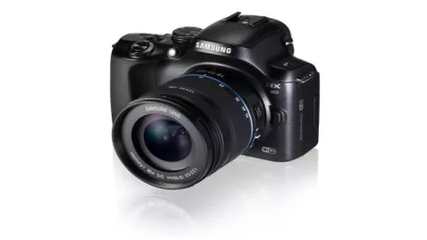 Review: Samsung NX20