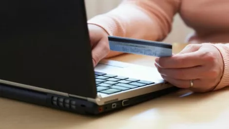 PayPal stops processing Mega payments; NZX listing still on