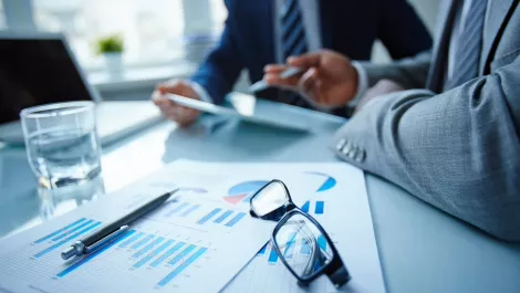 Optimizer HQ subsidiaries in liquidation; Swipe HQ down