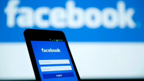 Android phone dying fast? Facebook might be the culprit