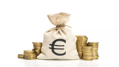 Equinix granted €1B in loans to offset Verizon data center buy