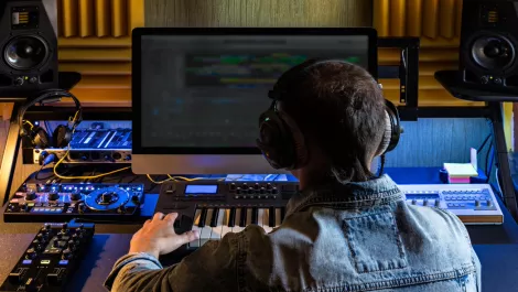 Safe harbour provision could cost U.S music industry $1 billion, report says