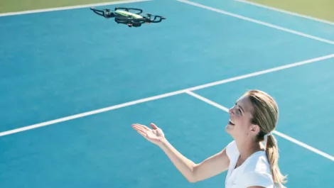 Use hand gestures to take the ultimate selfie with the DJI Spark