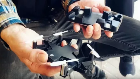 This little drone aims to replace your selfie stick