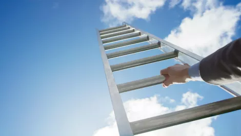 How to execute a seamless cloud-initiated digital transformation