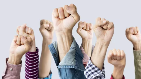 Telstra workers across Australia strike after escalated dispute