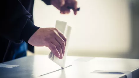 Shareholders vote 'yes' to Trade Me sale