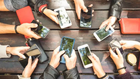 Gartner: smartphone sales still suffering
