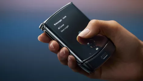 The Motorola razr returns - to Australia anyway