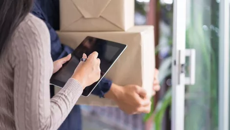 Omnichannel retail outshines online-only during pandemic