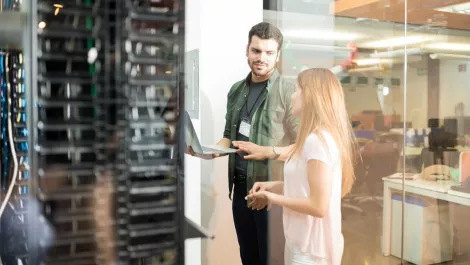iseek extends data centre investment in Queensland