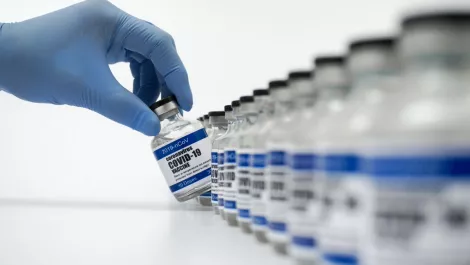 Cybercriminals target COVID-19 vaccine - report