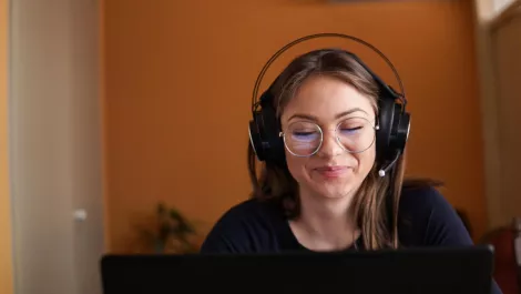 New Bluetooth headsets announced by Poly