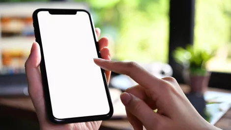Core telecommunications services to keep being regulated to protect consumers