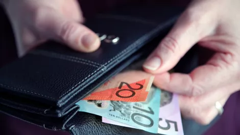 Fintech software allows employees to access wages before payday
