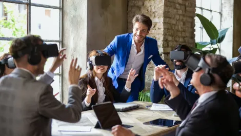 Global shipments of wearable devices to rebound in 2023: IDC