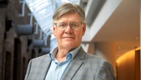 How CIOs can Navigate the Evolving World of AI