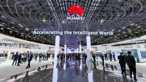 Huawei explores 5G & AI tech integration at MWC 2025