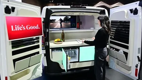 LG & Kia collaborate for 2025 AI mobility space showcase