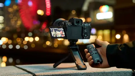 Sony unveils wireless grip, remote for Alpha cameras