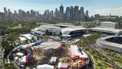 Artificial intelligence express entry underused as fans queue in heat