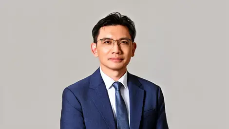 Semiconductor report forecasts glass substrate growth